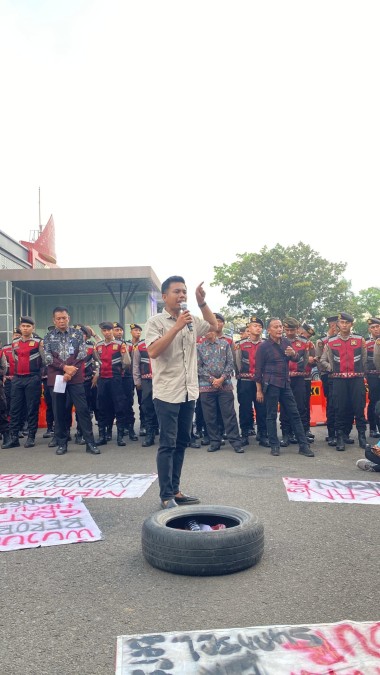 Masyarakat Bersama Ketua RT 04 dan Mahasiswa Tolak Pembangunan Diskotik Golden Club Siapkan Aksi Demo