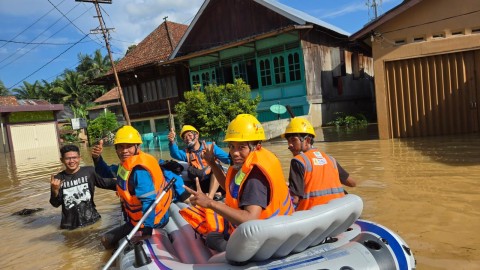 Banjir Bandang di Kabupaten Musi Rawas Utara, PLN ULP Muratara Berhasil Pulihkan Pasokan Listrik ke 1.521 Pelanggan