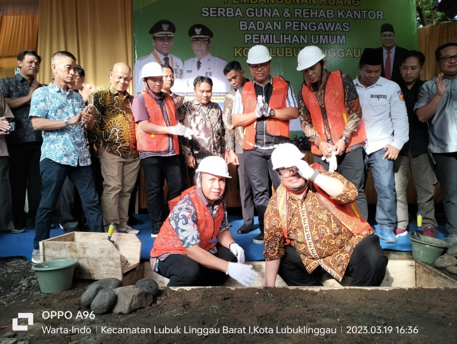 Walikota Letakan Batu Pertama Gedung Serba Guna Bawaslu Lubuklinggau