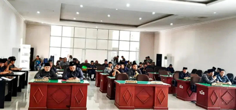 Rapat Paripurna DPRD Kabupaten Musi Rawas Utara Dengarkan Pemandangan Umum Fraksi-Fraksi Dewan terhadap LKPJ Bupati Tahun 2023
